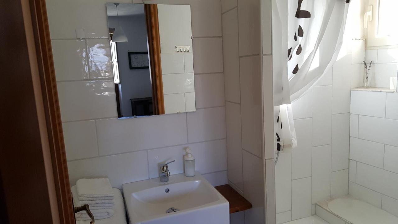 Elilu Room Celano Eksteriør billede