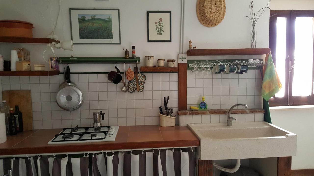 Elilu Room Celano Eksteriør billede